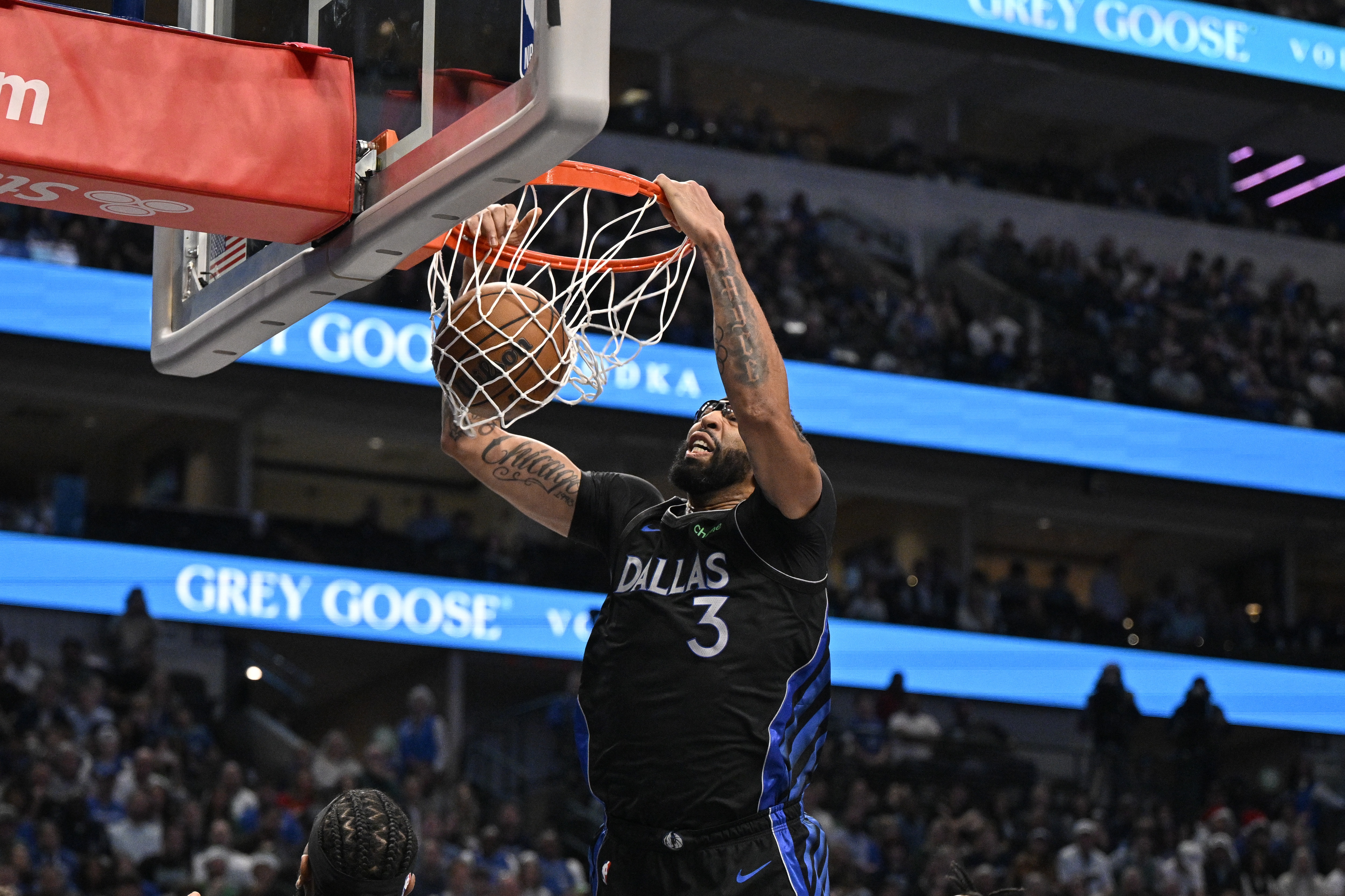 欧冠-Shams：“摆烂”将是独行侠下半赛季关键词 浓眉有意义征程已结束