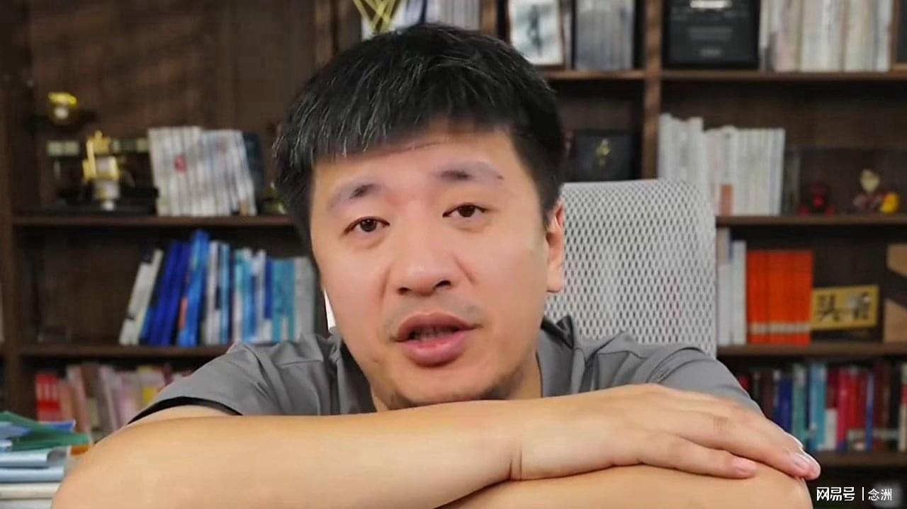 欧冠-张雪峰一生挚爱国足：想当国脚夺世界杯 国足若进决赛愿死在现场